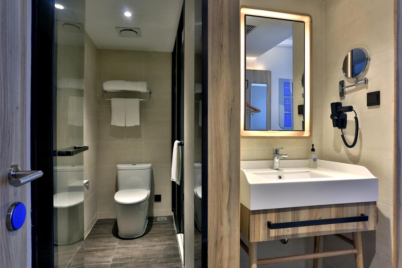 Hanting Hotel Shanghai North Bund Hailun Road エクステリア 写真